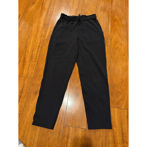 Women's Lululemon Black Track Pants & Joggers Size 6